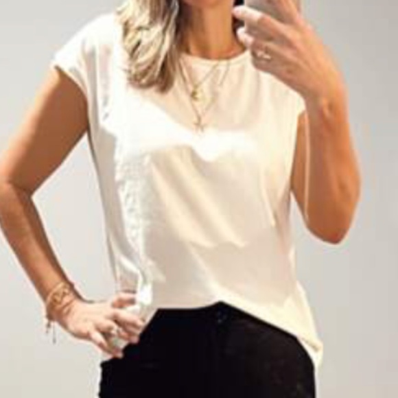 Solid White Short Sleeve Oversized Top - Picture 7 of 8